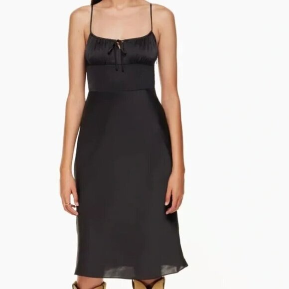 Aritzia Dresses & Skirts - Aritzia Wilfred Satin Bellow Midi Dress Black Size 4